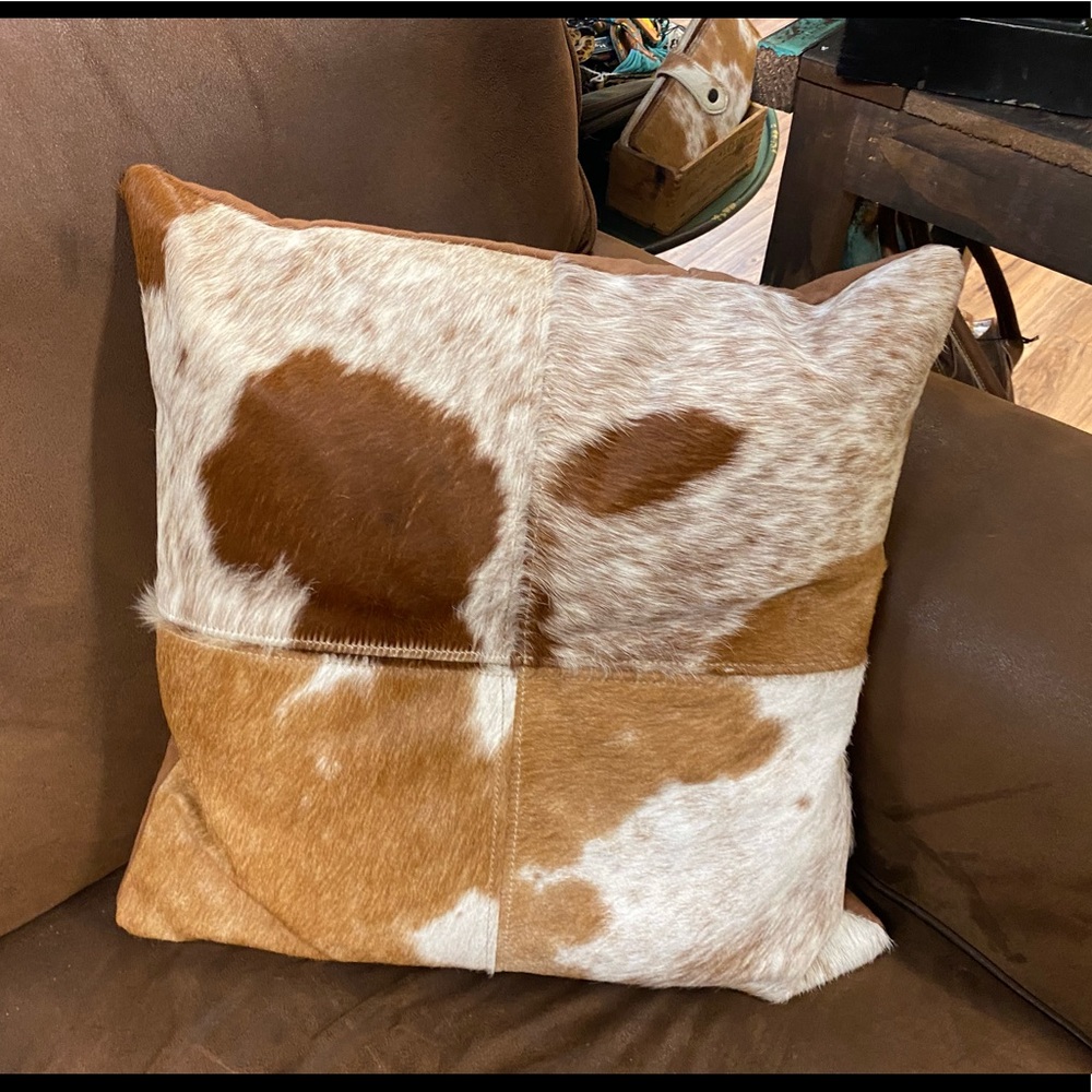 NWT Cowhide Cushion Cover White & Brown